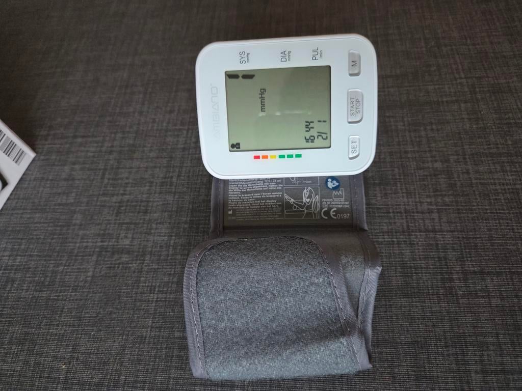 Tensiomètre au poignet Ambiano Medical, Enlèvement ou Envoi, Comme neuf