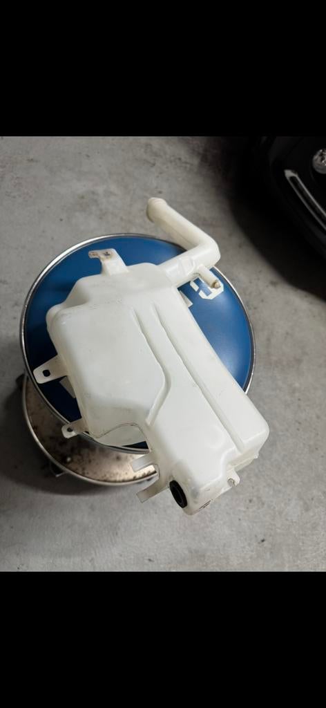 Reservoir lave glace mazda 2