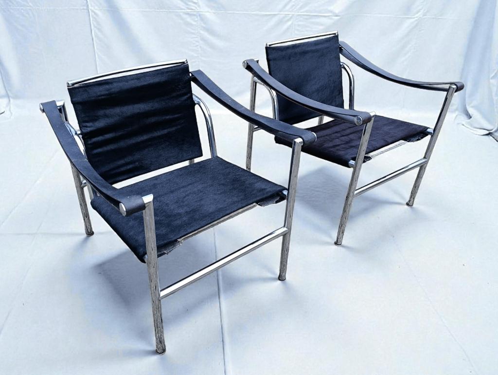 2x Perriand jeanneret Le Corbusier chaise longue LC1 Cassina, Ophalen of Verzenden