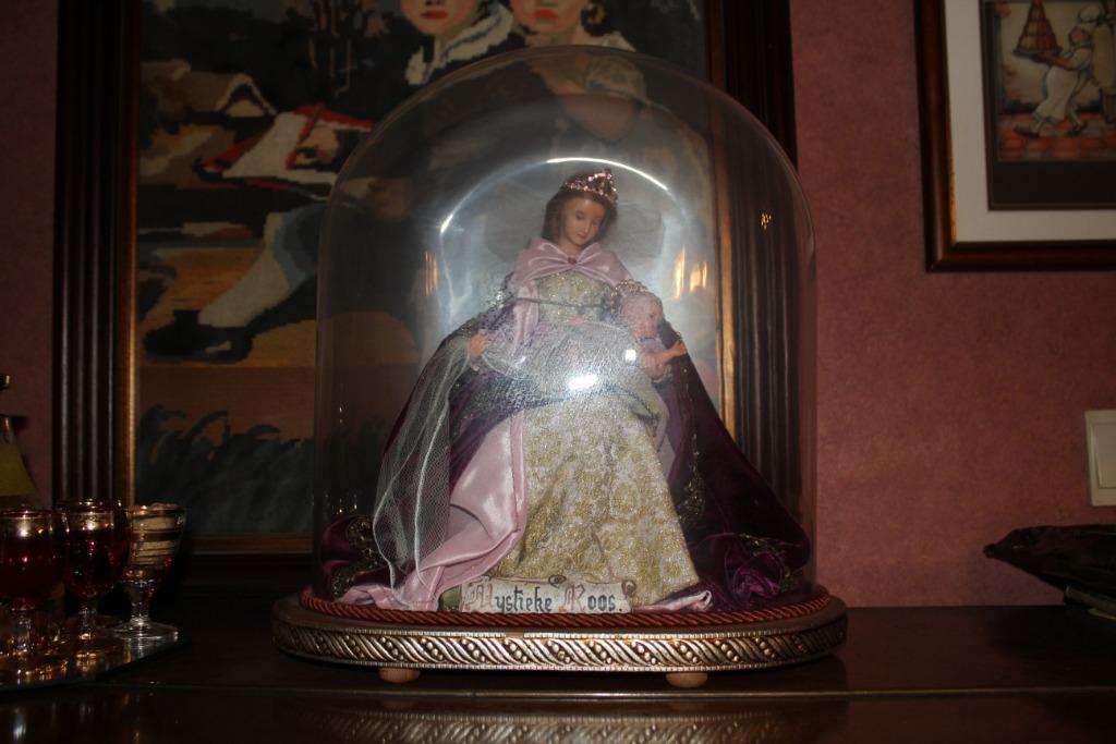 Lieve Vrouw onder stolp, Mystieke roos, Antiek en Kunst, Ophalen