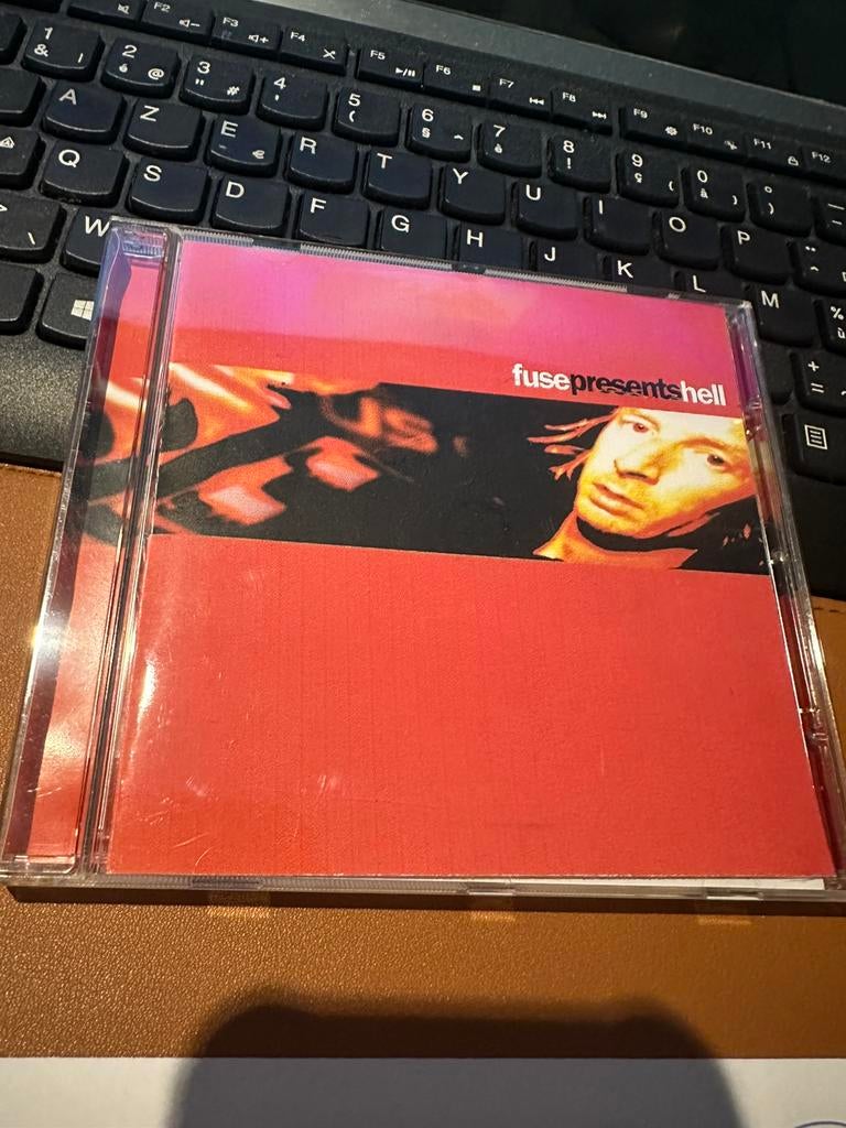 CD Fuse présente Hell, Enlèvement ou Envoi, Comme neuf, Techno ou Trance