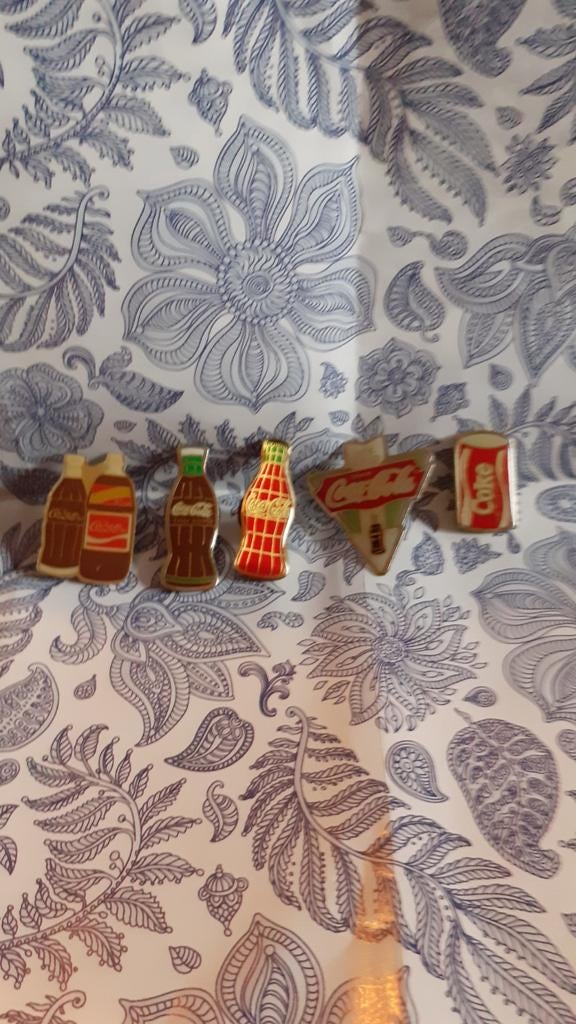 5 pin's coca cola, Enlèvement ou Envoi, Comme neuf, Marque, Insigne ou Pin's