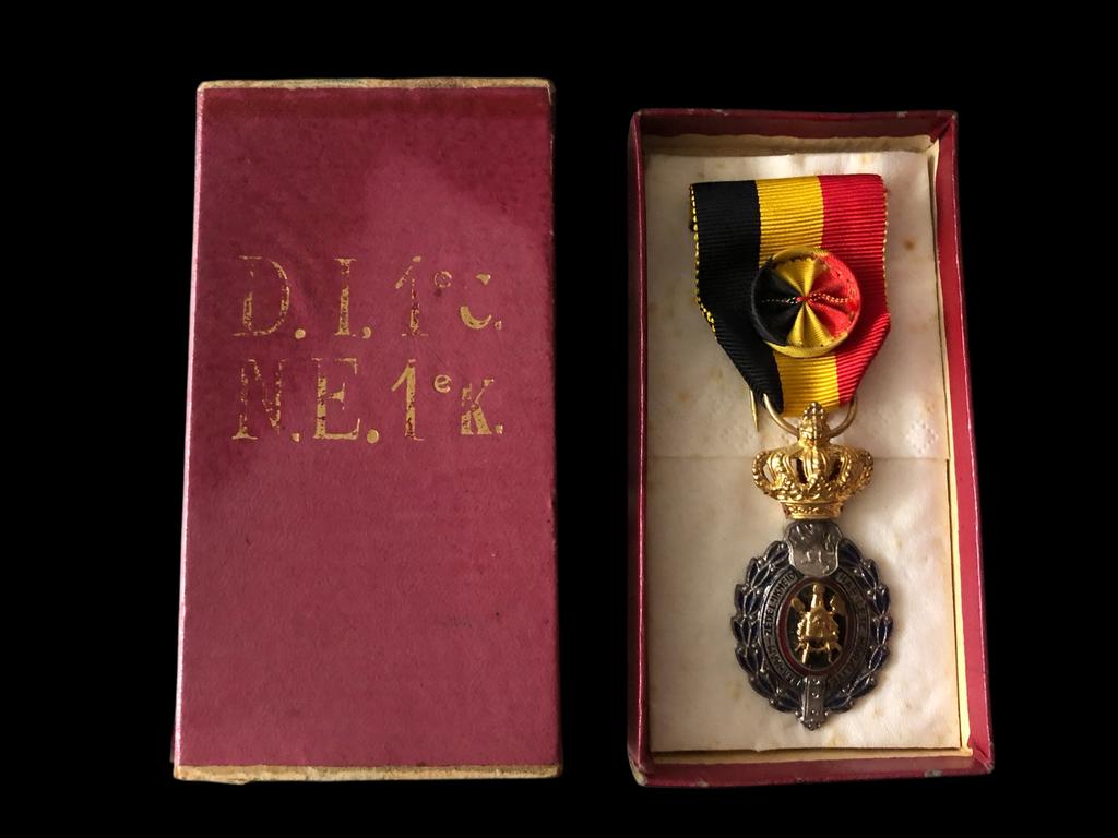 Médaille « Badge d'honneur » belge, Collections, Objets militaires | Général, Enlèvement ou Envoi