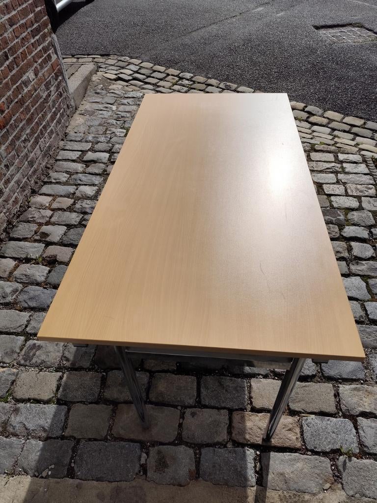 Table, Ophalen, Zo goed als nieuw