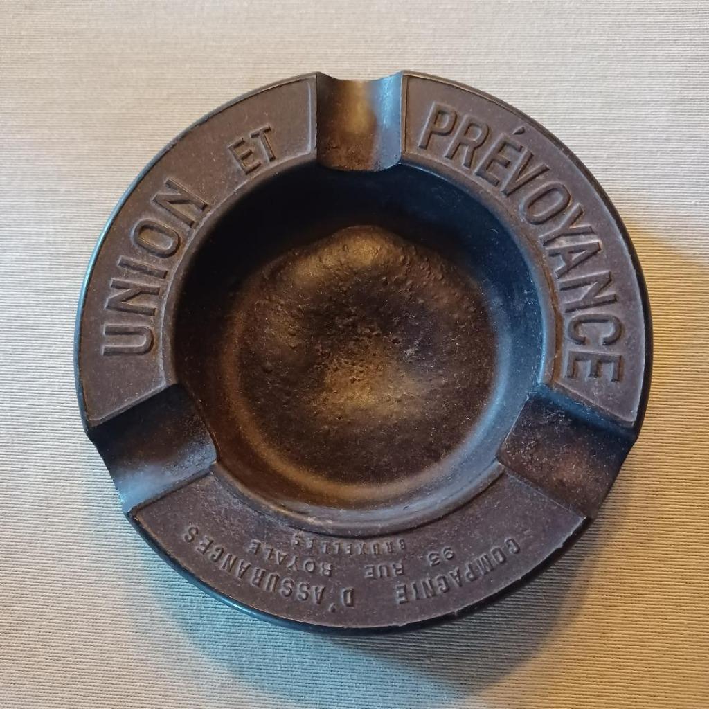 Vintage bakelieten asbak, Verzamelen, Ophalen, Gebruikt, Asbak