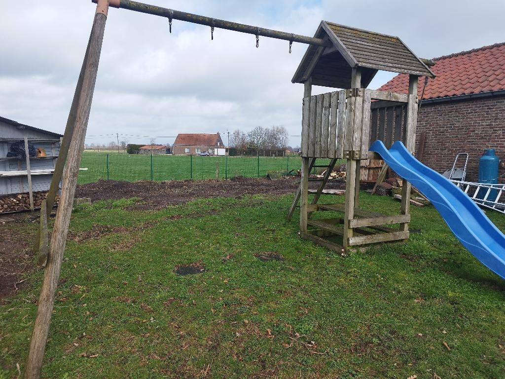 Grande balançoire avec chalet+banc de pique-nique pour 4 enf, Enlèvement, Utilisé, Balançoire
