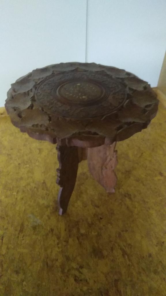 Koloniaal tafeltje, Antiek en Kunst, Ophalen of Verzenden