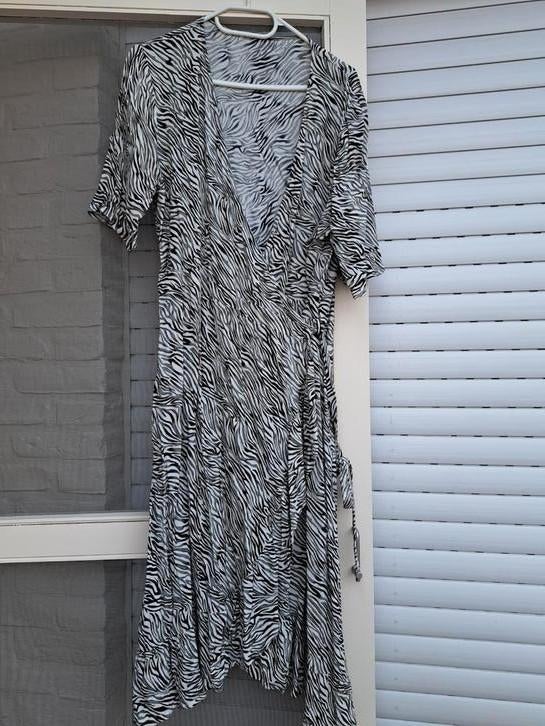 Overslagjurk tijgerprint, Kleding | Dames, Jurken, Ophalen of Verzenden, Zo goed als nieuw, Wit