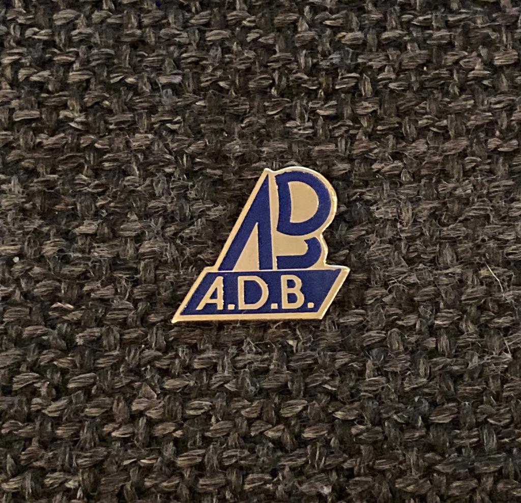 PIN - ADB - A.D.B., Verzenden, Gebruikt, Overige onderwerpen, Speldje of Pin