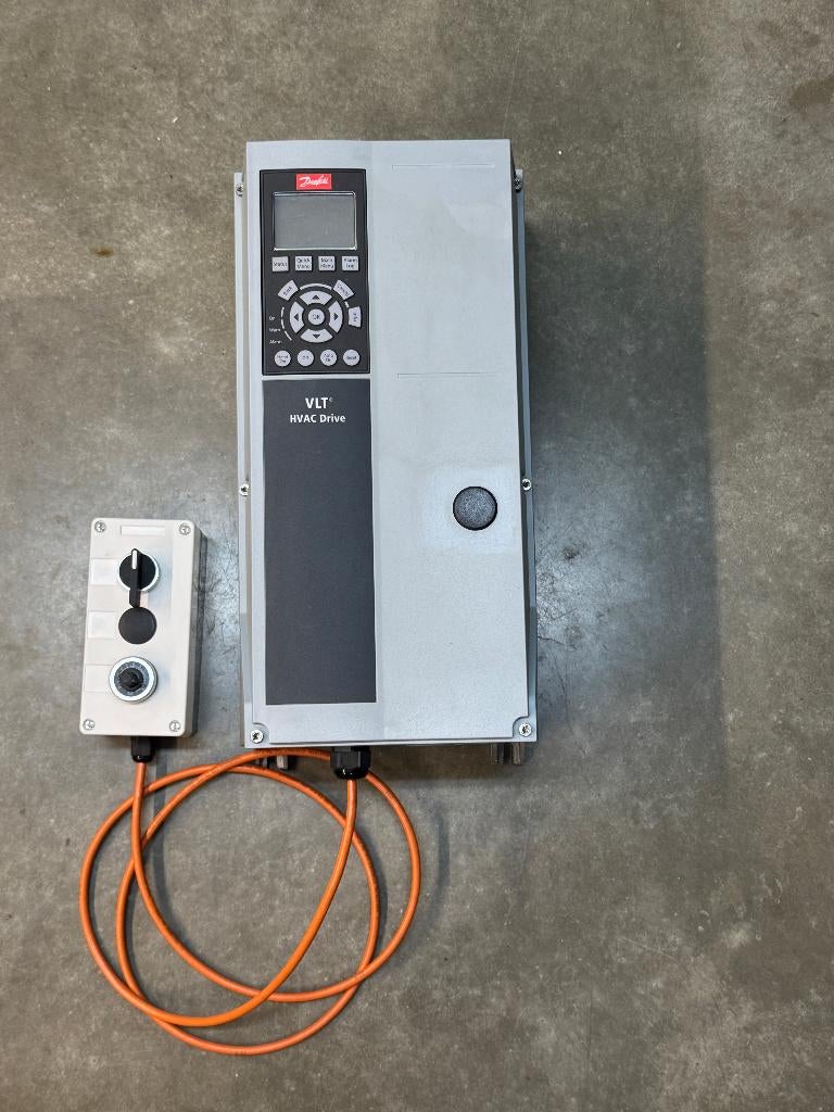 Danfoss frequentieregelaar 380V 3.0kW, Ophalen, Zo goed als nieuw