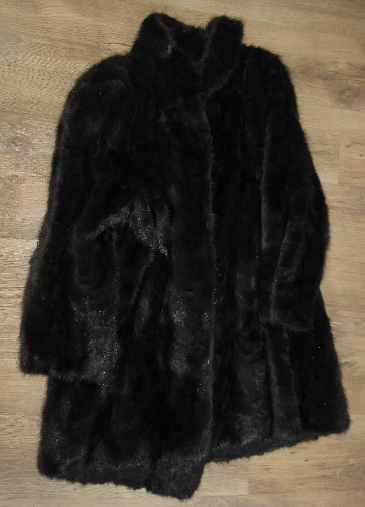 Zo goed als nieuwe vintage mantel in donkerbruine nerts, Kleding | Dames, Bruin, Maat 42/44 (L), Ophalen of Verzenden, Zo goed als nieuw