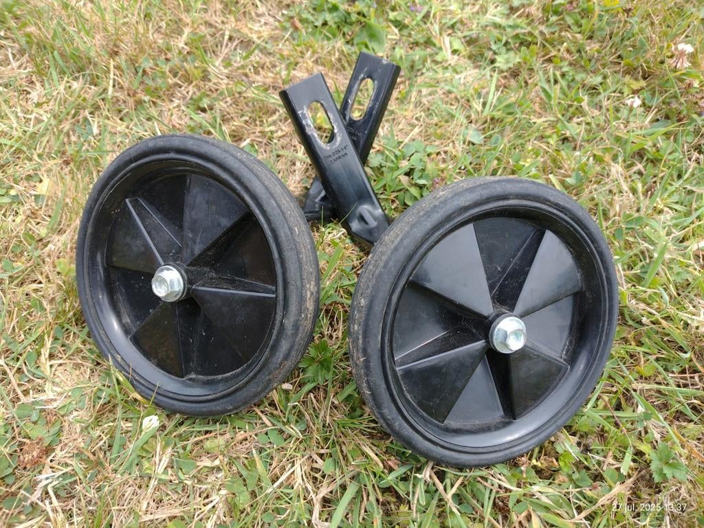 Steunwielen kinderfietsje, Ophalen of Verzenden, Zo goed als nieuw, Minder dan 16 inch, Zijwieltjes