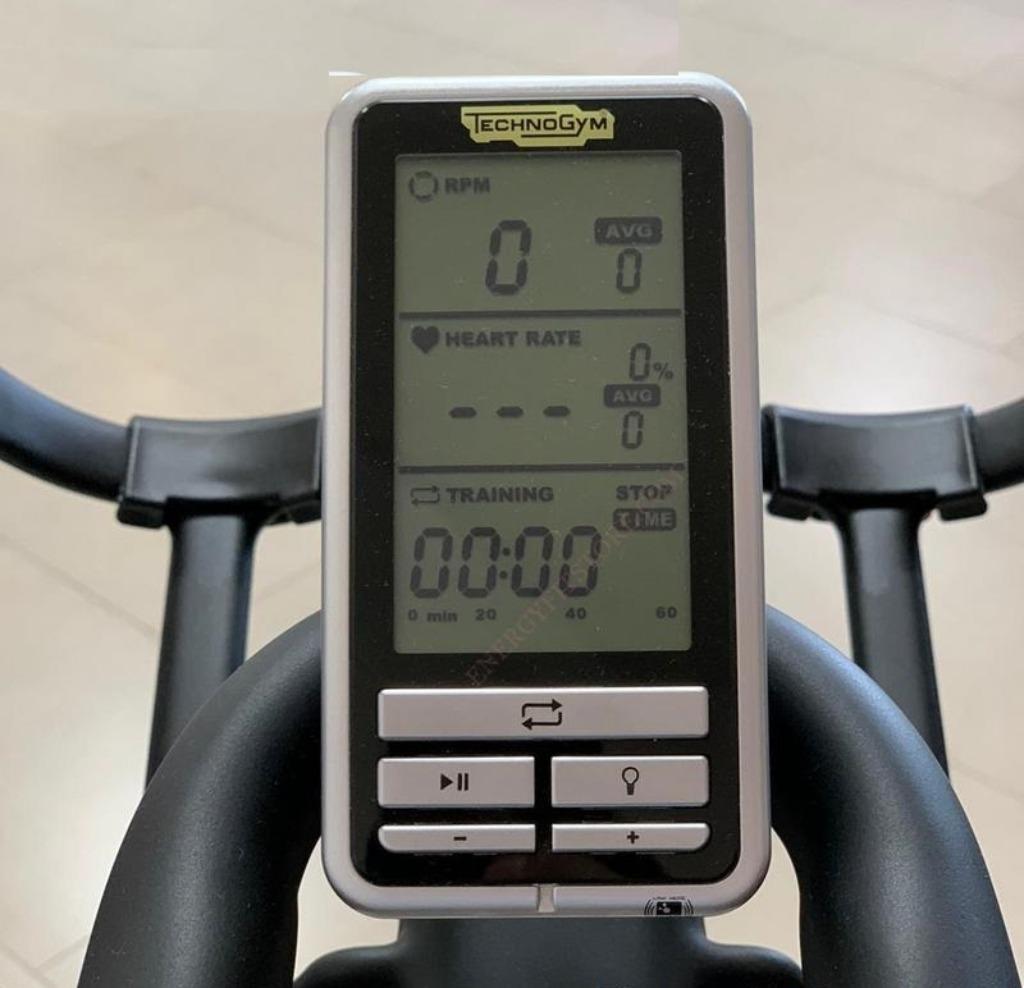 Vous possédez un vélo de spinning Technogym ? Le D91 Groupcy, Enlèvement ou Envoi, Comme neuf, Bras, Autres types