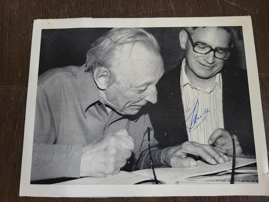 Photo dédicacée par Carl Orff, Enlèvement ou Envoi