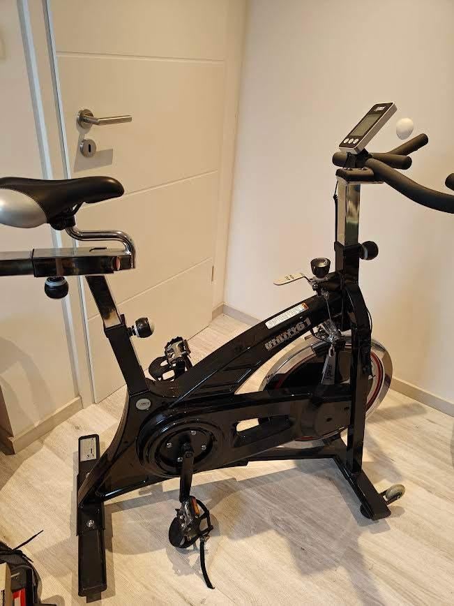 Vélo de spinning, Enlèvement, Comme neuf, Vélo de spinning
