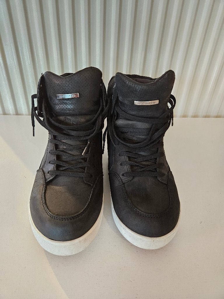 Bottes de moto imperméables Alpinestars J-6 - Taille 40, Motos, Vêtements | Vêtements de moto, Seconde main, Bottes, Enlèvement