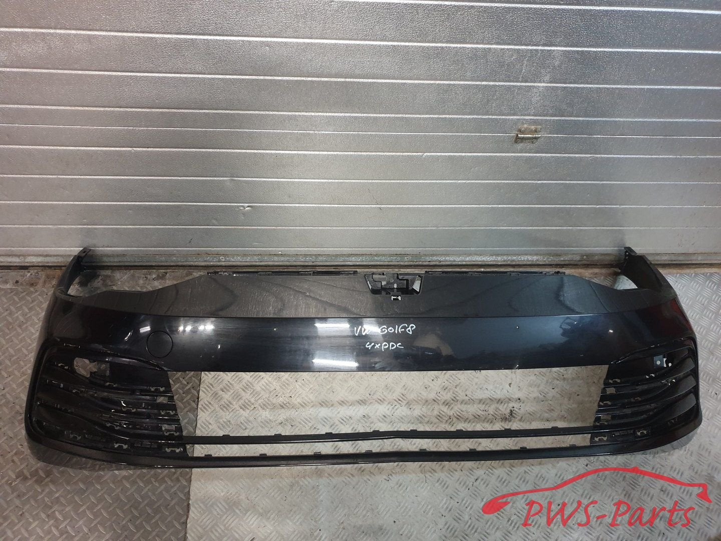 VOLKSWAGEN GOLF 8 4X PDC VOORBUMPER ORIGINEEL, Gebruikt, -, -, Ophalen of Verzenden