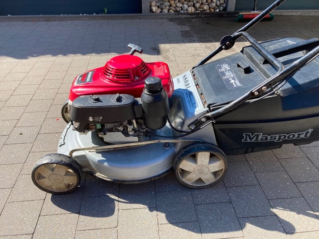 Tondeuse à gazon Honda, Honda, Fonction de mulching, Tondeuses à gazon à essence, 40 à 49 cm