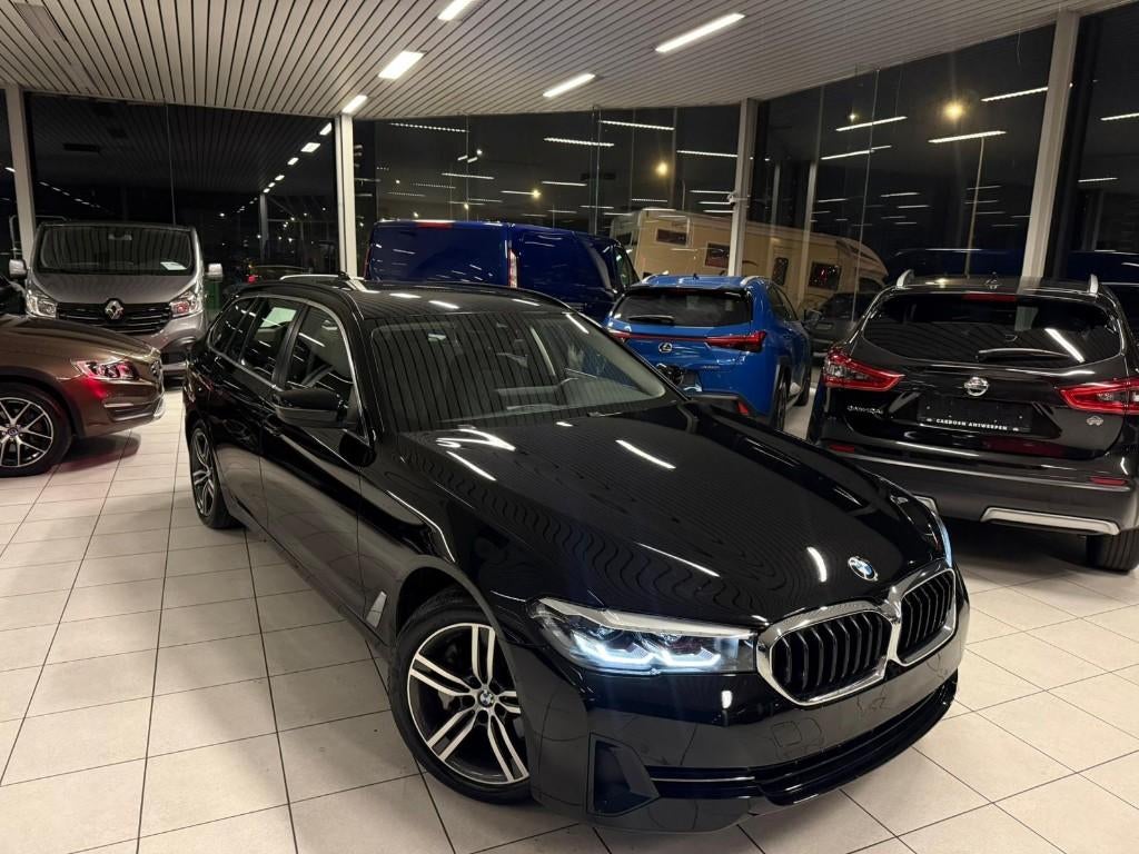 BMW 530e xDrive Touring 2.0 Hybrid/Benzine 135 kW Euro 6, Auto's, Automaat, Leder, Bedrijf, 5 deurs