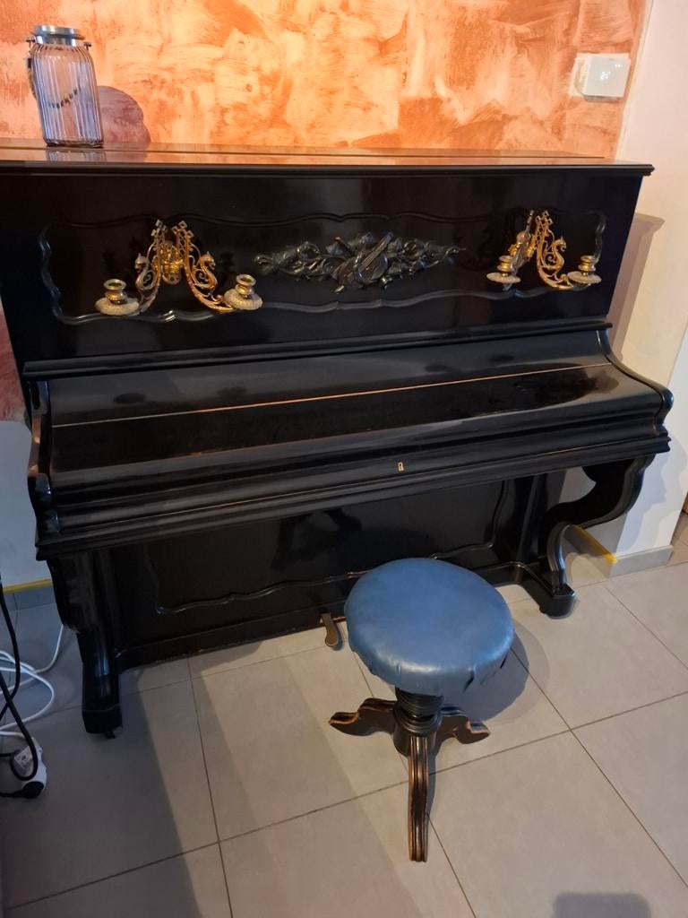 Piano droit à donner, Musique & Instruments, Pianos, Enlèvement, Piano