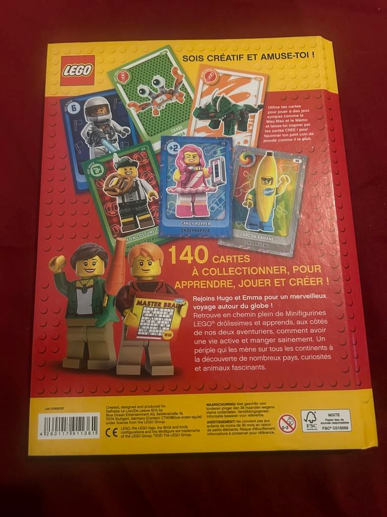 LEGO „" Create the World "” verzamelalbum — bijna compleet”, Boeken, Ophalen of Verzenden, Zo goed als nieuw