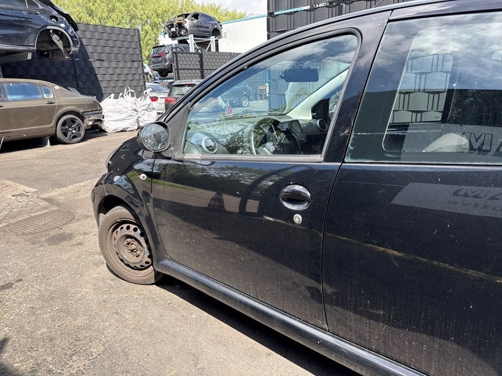 PORTIER LINKS VOOR Toyota Aygo (B10) (|670020H010|), Gebruikt, Deur, Voor, Kundenbetreuung@toyota.de