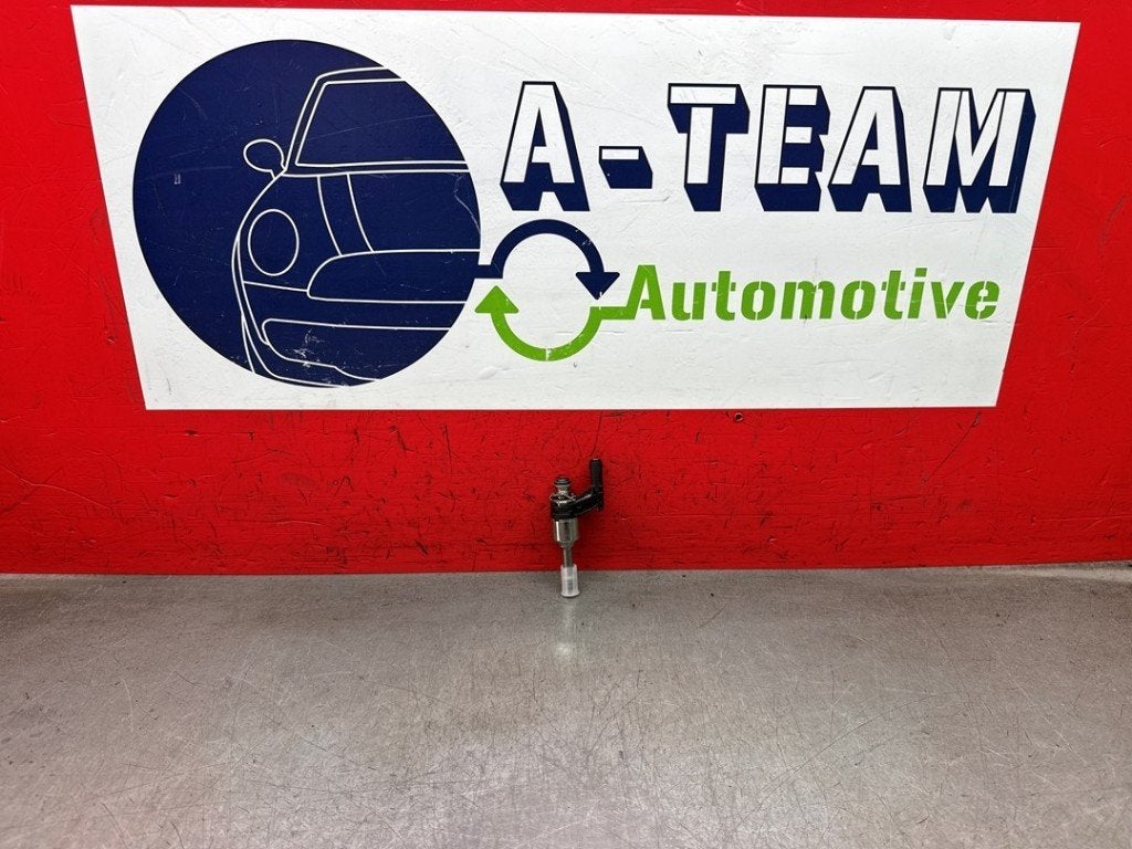 INJECTEUR Skoda Roomster (5J) (|03F906036B|), Utilisé, Info@skoda-auto.de, Skoda, Max-Planck-Straße  3-5
64331  Weiterstadt, DE