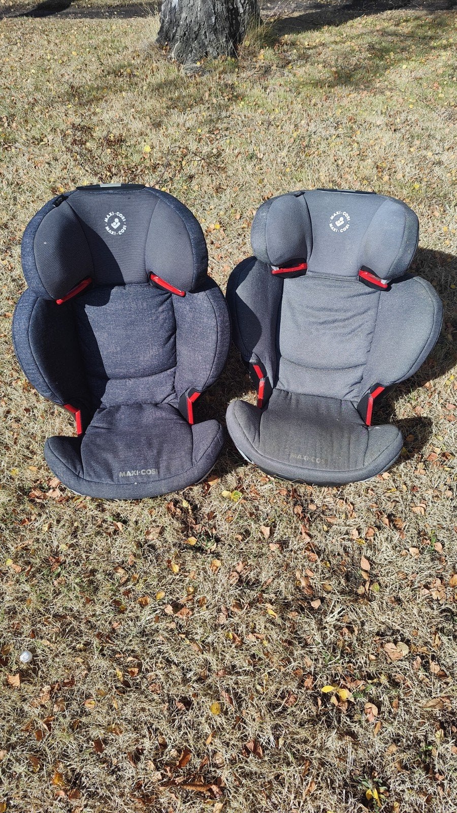 Twee autostoelen in goede staat, Ophalen, Zo goed als nieuw, Maxi-Cosi, Isofix