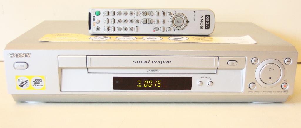 Sony SLV-SE630 Videorecorder Met Afstandsbediening, Ophalen of Verzenden, Zo goed als nieuw, VHS-speler of -recorder