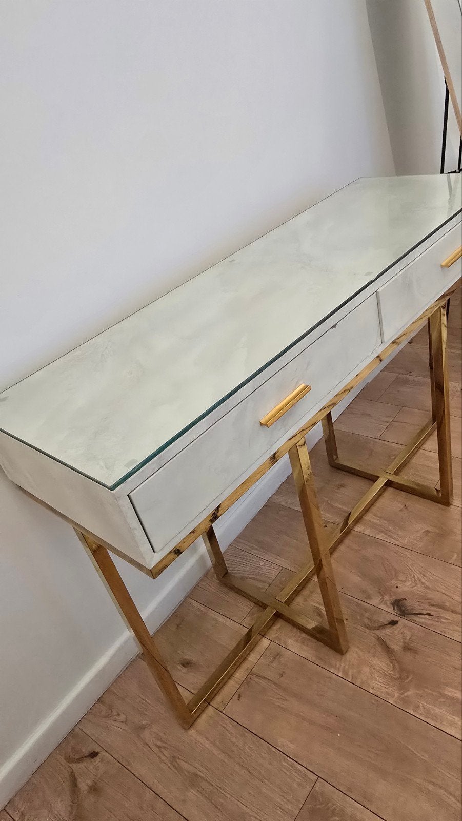 Elegante sidetable met dikke glazen bovenplaat, Ophalen, Zo goed als nieuw
