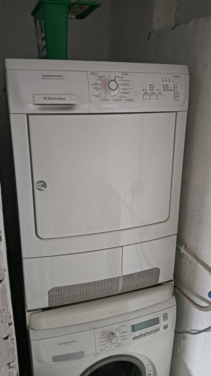 Electrolux droogkast defect, Elektronische apparatuur, 6 tot 8 kg, Verzenden, Voorlader, Niet werkend