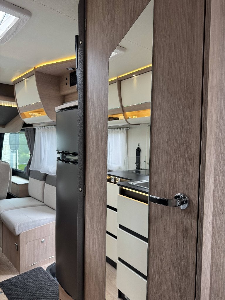 Camping car intégral Itinéo MC 740, Caravans en Kamperen, Integraal, Caméra de recul, Fiat, 7 tot 8 meter