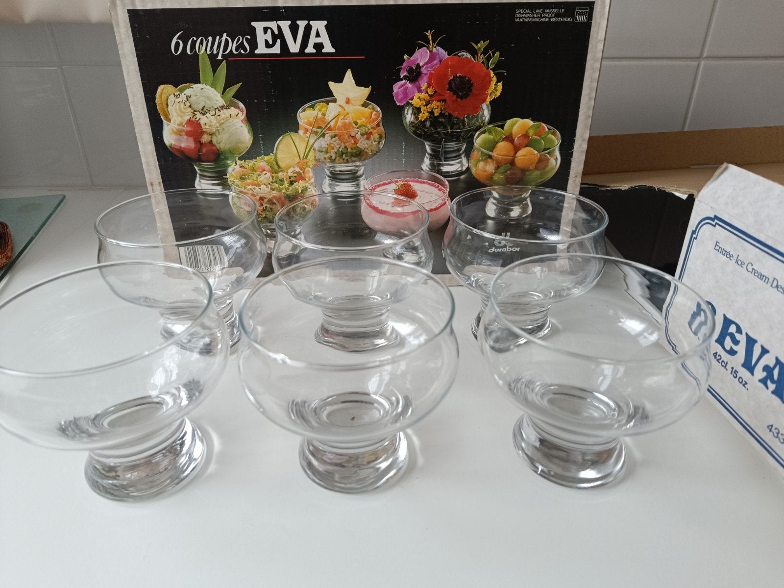 12 coupes voor fruit, ijs of voorgerecht, Ophalen