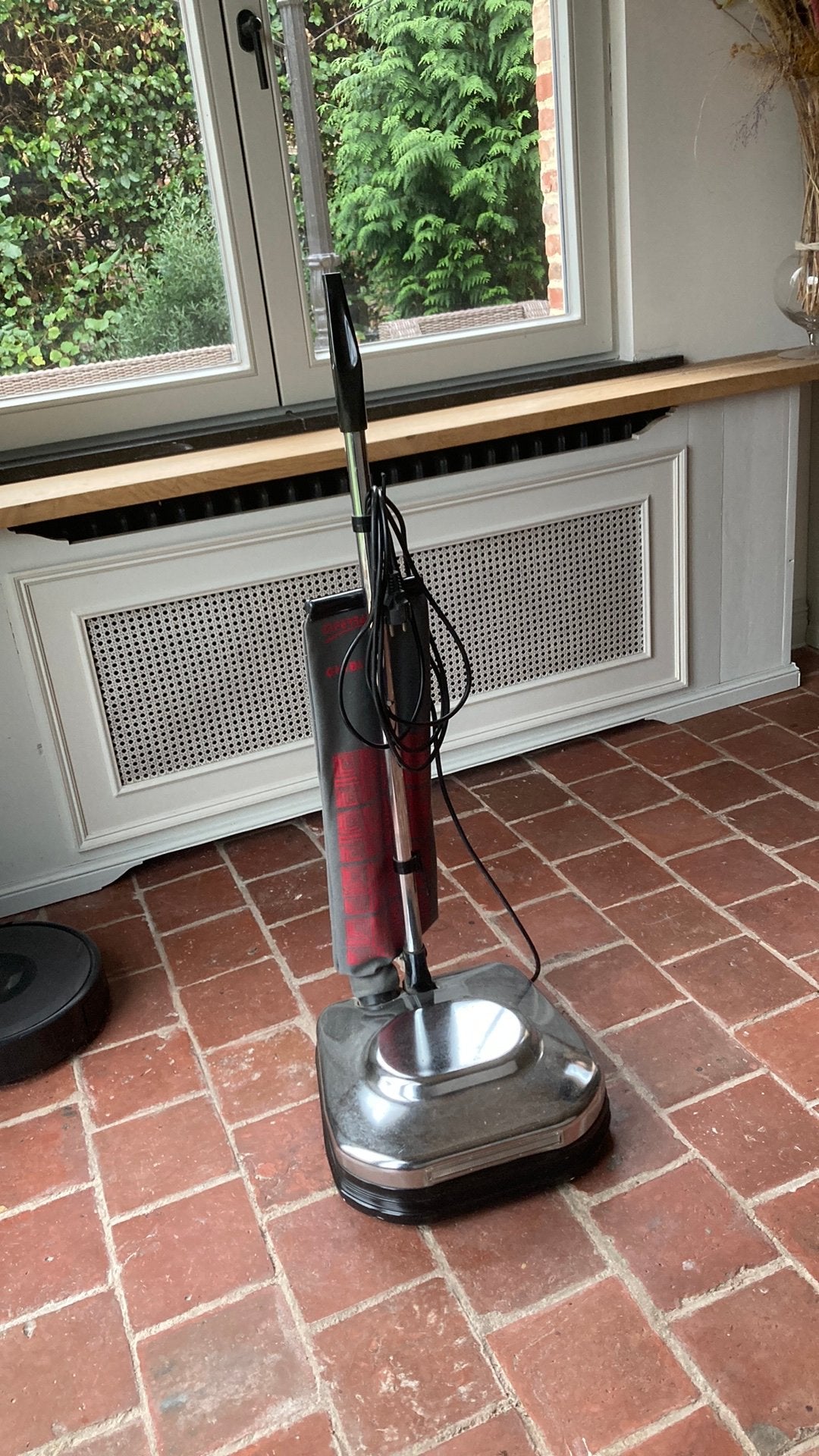 Stofzuiger boenmachine, Doe-het-zelf en Bouw, Ophalen, Zo goed als nieuw