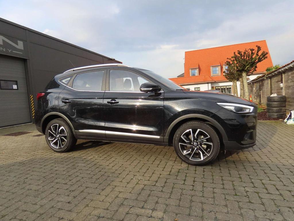MG ZS ZS 1.5 VTi-Tech Luxury (bj 2025), Auto's, 4 cilinders, ZS, Zwart, Leder