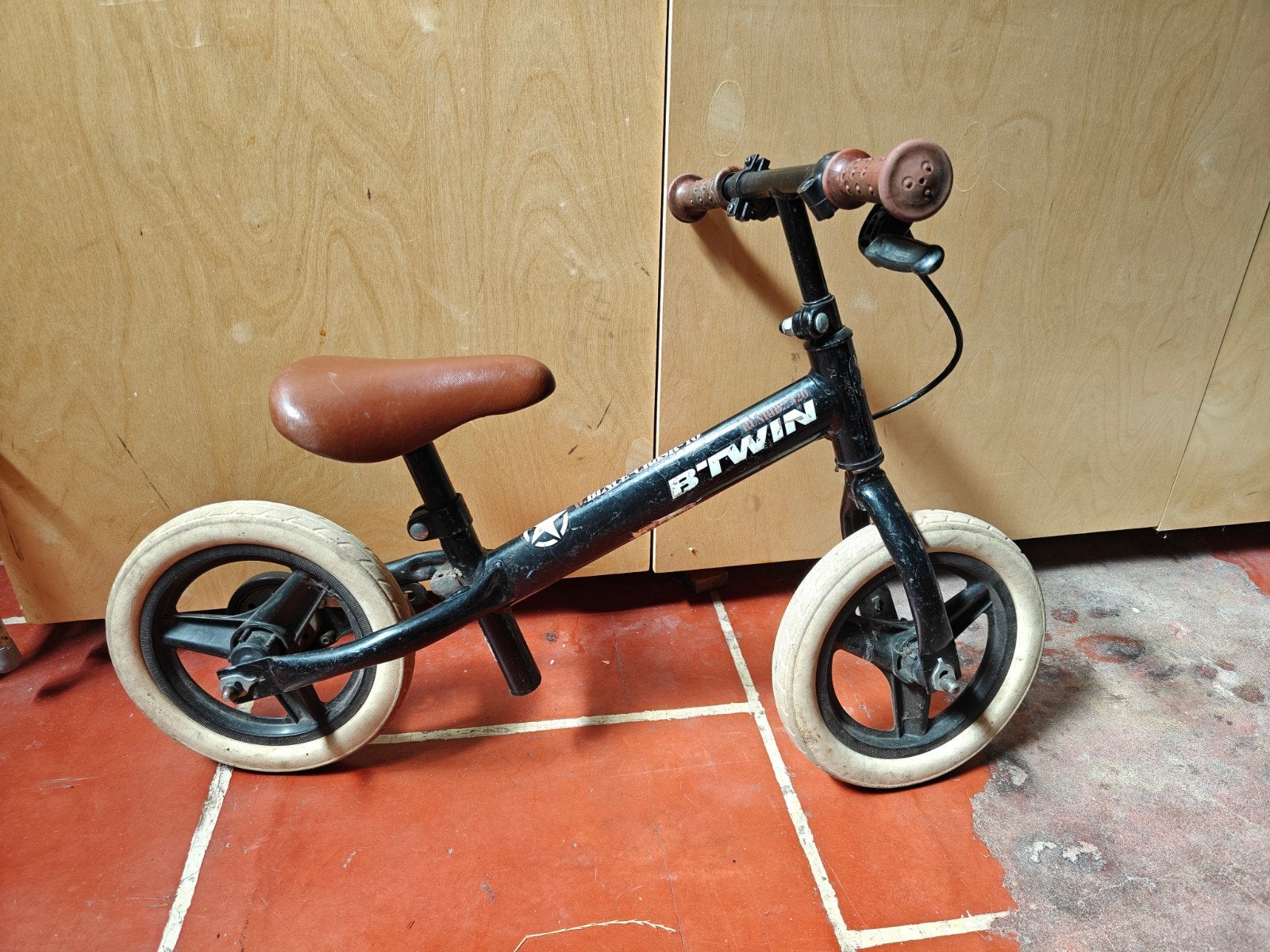 Fiets B-twin peuter/kleuter, Enlèvement