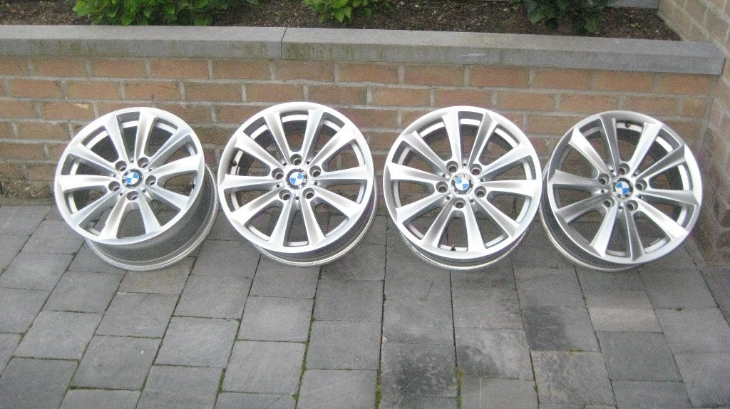 Te koop vier originele BMW 17 inch wielen., Ophalen, Gebruikt, 17 inch, Velg(en)