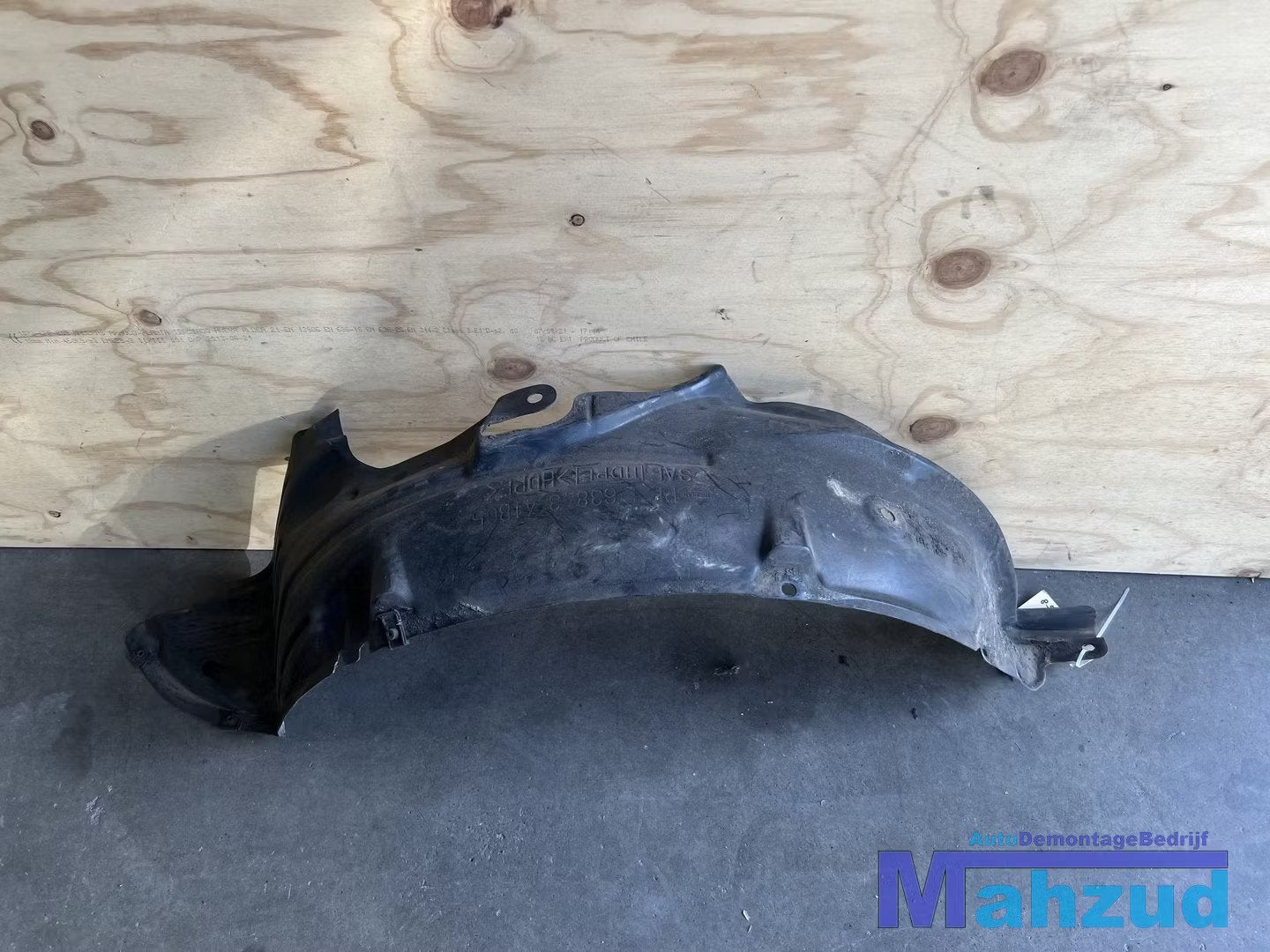 Nissan MICRA 2 K11 Links voor modderkuip wielkuip 1992-2001, Nissan Motor Co., Ltd., Gauche, Takashima 1-chome 1-1
220-8686  Yokohama