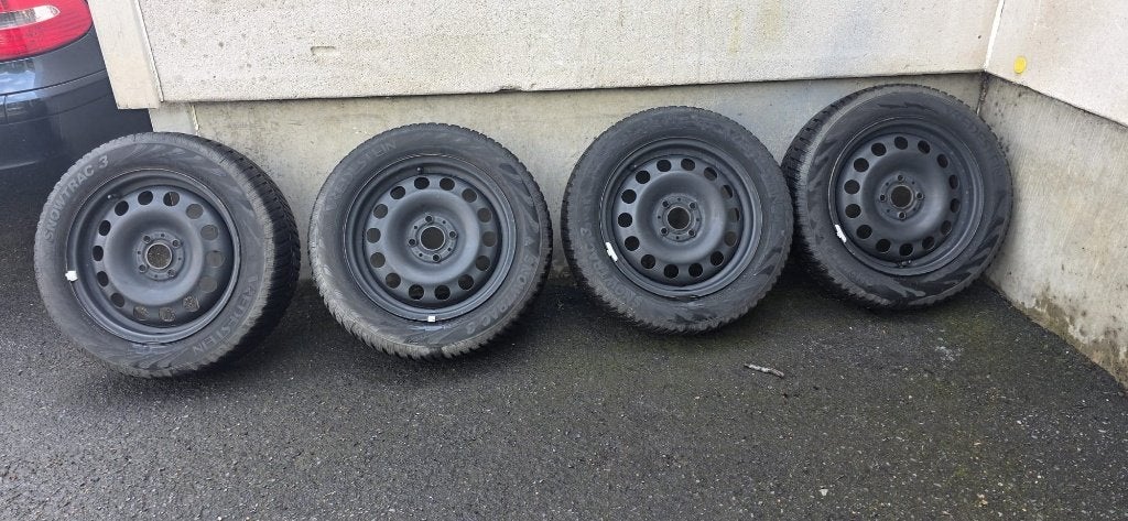 Jantes 15 pouces/pneus Vredestein 4x100 Mini Cooper/One, Autos : Pièces & Accessoires, 15 pouces, Pneus et Jantes, Pneus hiver