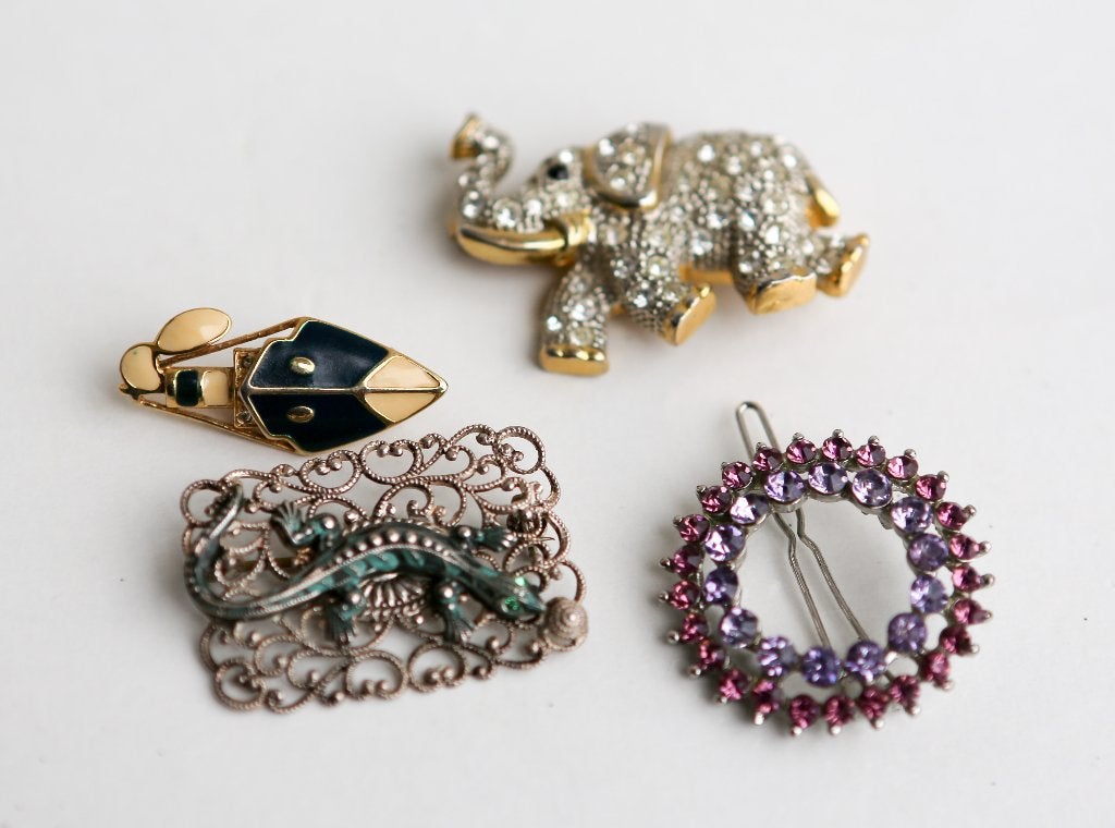 Lot de 4 jolies broches, Enlèvement ou Envoi, Comme neuf, Autres couleurs