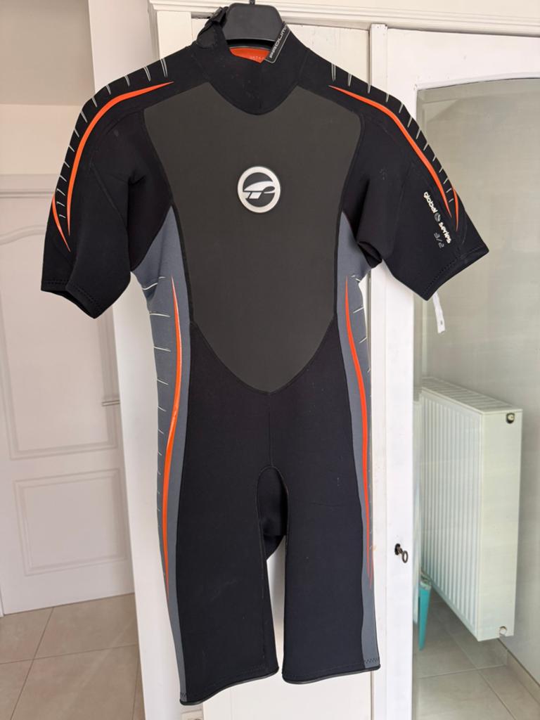 Beuchat focea sportline shorty wetsuit 2,5 mm, Watersport en Boten, Watersportkleding, Ophalen, Zo goed als nieuw, Wetsuit