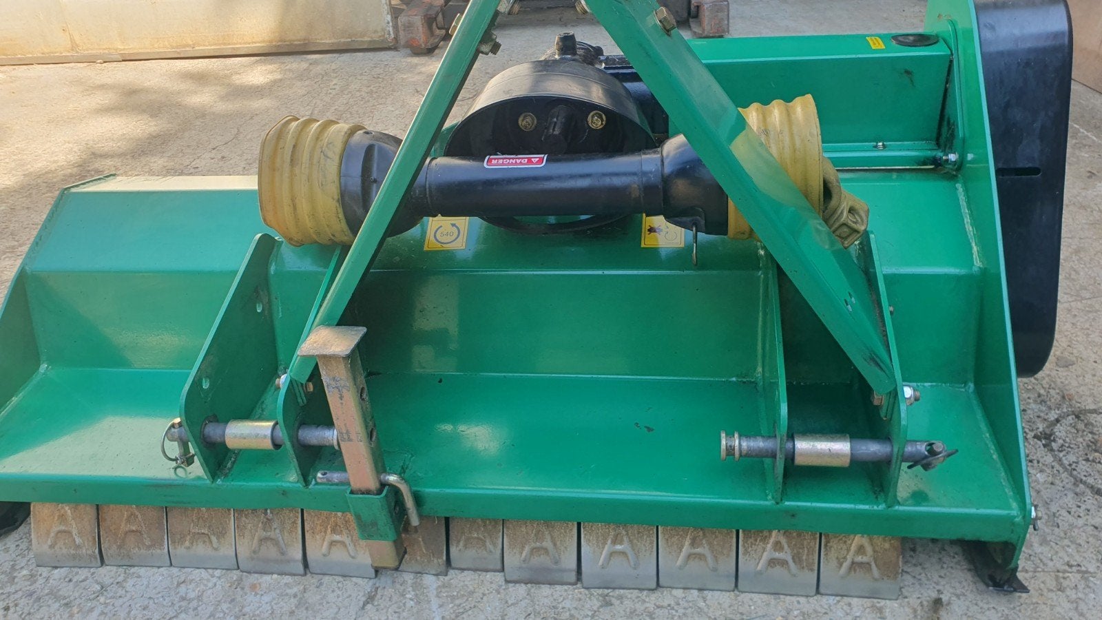 faucheuse à fléaux belagro EF 115, Enlèvement, Comme neuf, 20 m² ou plus, Herbe