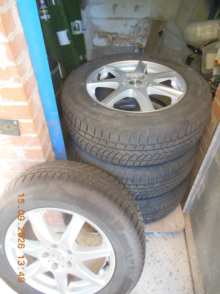 4 pneu neige 225/65R17T Continantal, Autos, Particulier, Achat
