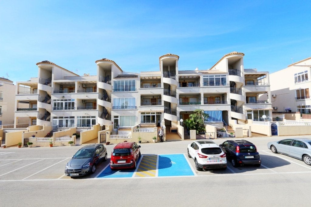 Verzorgd vakantie appartement/Punta Prima, Immo, Spanje, 72 m², 2 kamers, Punta Prima.