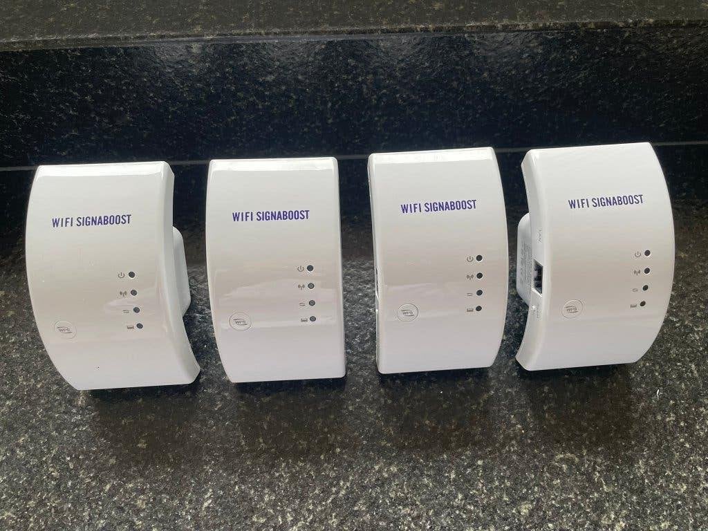 4x WiFi SignaBoost Versterkers – Draadloze WiFi Repeaters, Computers en Software, Ophalen of Verzenden, Zo goed als nieuw
