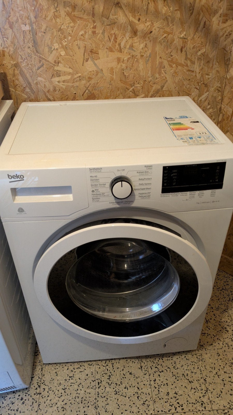 Wasmachine Beko voor reparatie of onderdelen, Elektronische apparatuur, Wasmachines, Ophalen, Minder dan 85 cm, Niet werkend, 1200 tot 1600 toeren