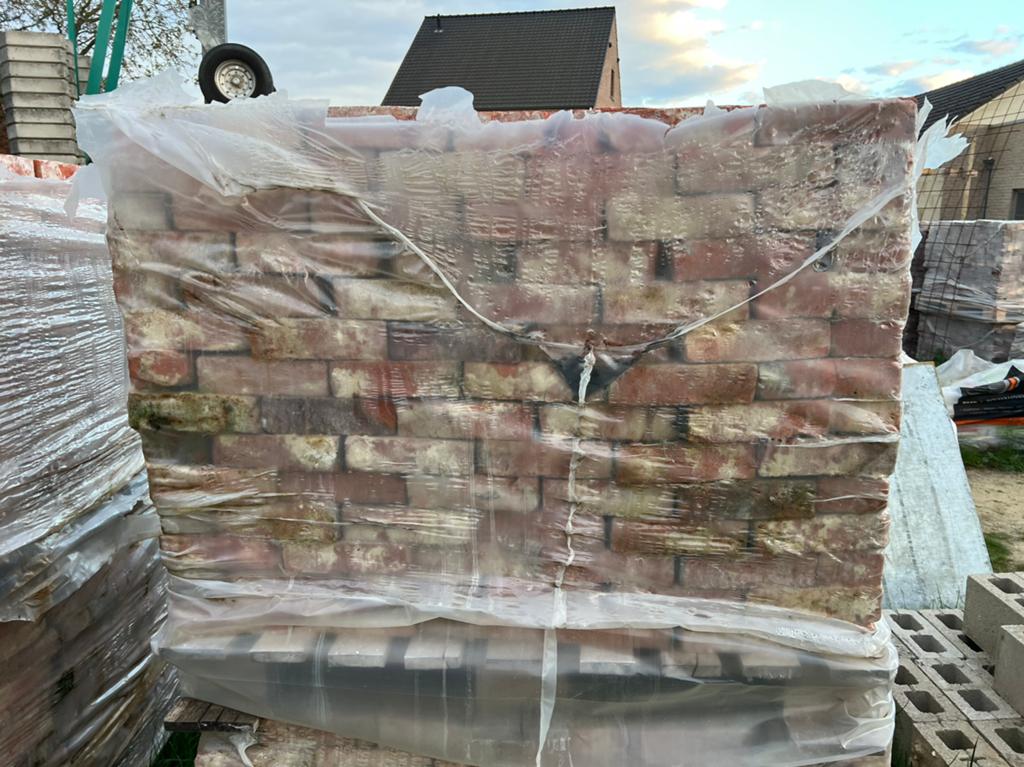 Oud Beerse, Beerse stenen,, Doe-het-zelf en Bouw, Metselstenen, Ophalen, Zo goed als nieuw