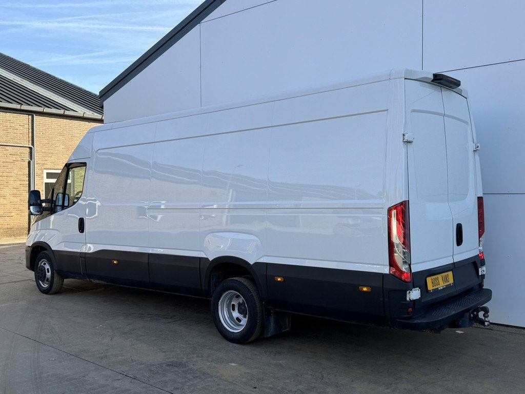 Iveco Daily 35C14 2.3 L3H2 Dubbellucht Airco Cruise Control, Gebruikt, Zwart, Iveco, Wit