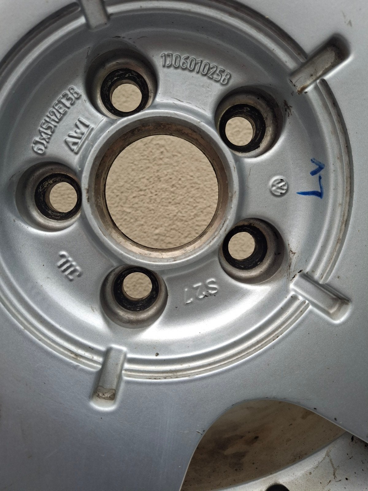 4 ALU-velgen Skoda Octavia 195/65/15. Vóór  100 euro euro, Ophalen