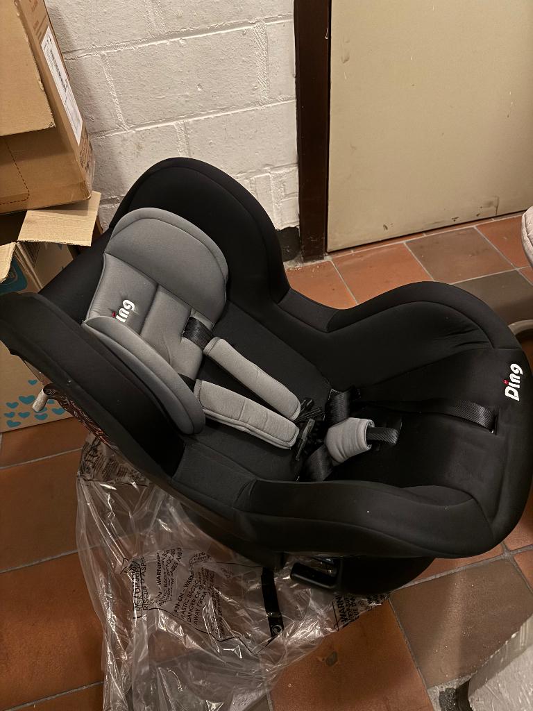 Autostoel  merk ding, Kinderen en Baby's, Autostoeltjes, Ophalen, Gebruikt